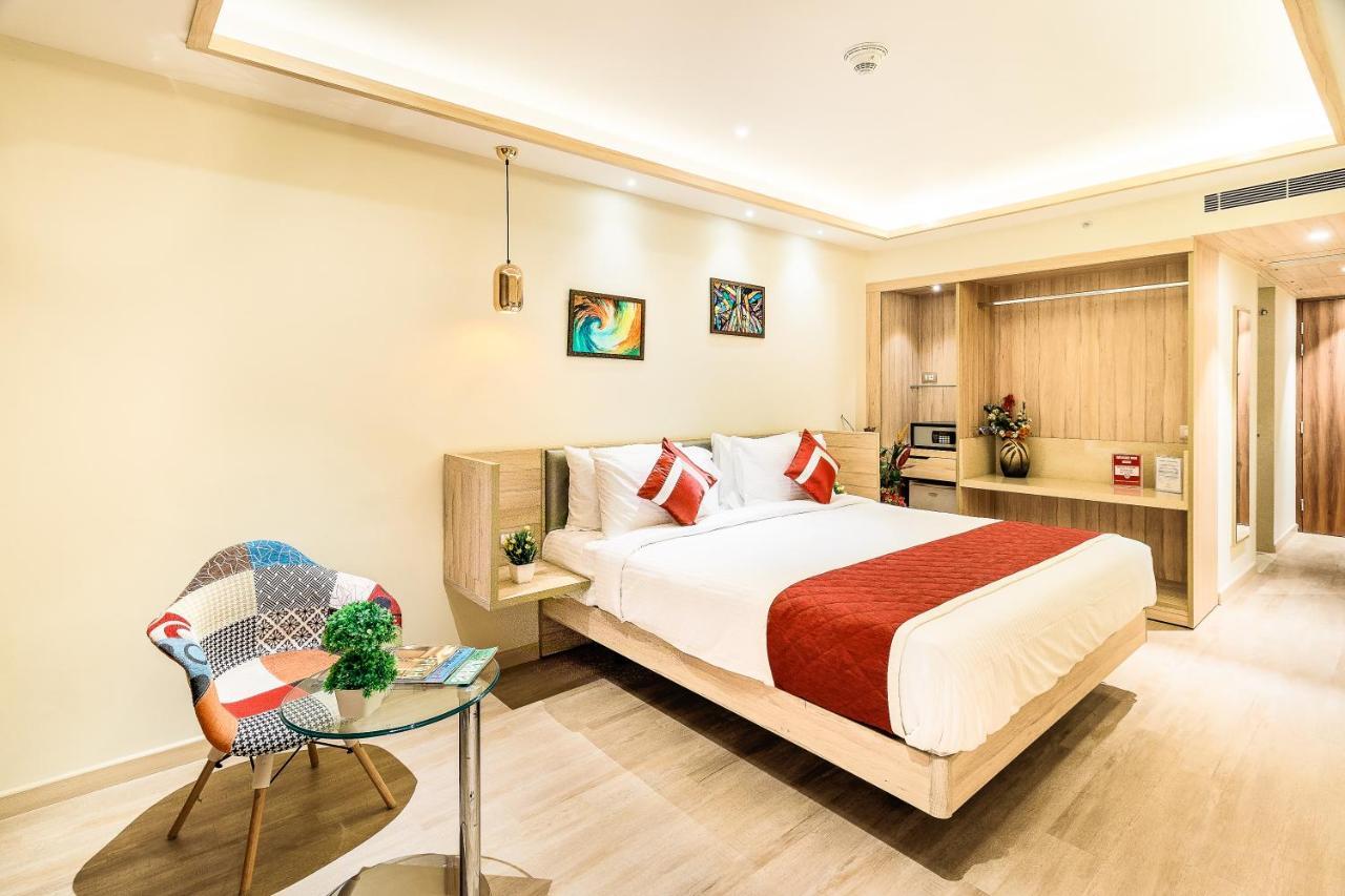 העיר בנגלור Hotel Jagadish International-Sankey Road מראה חיצוני תמונה