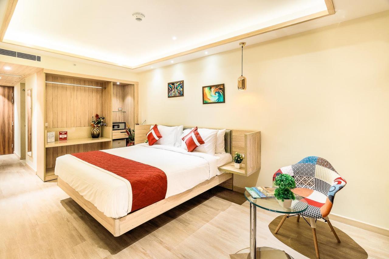 העיר בנגלור Hotel Jagadish International-Sankey Road מראה חיצוני תמונה