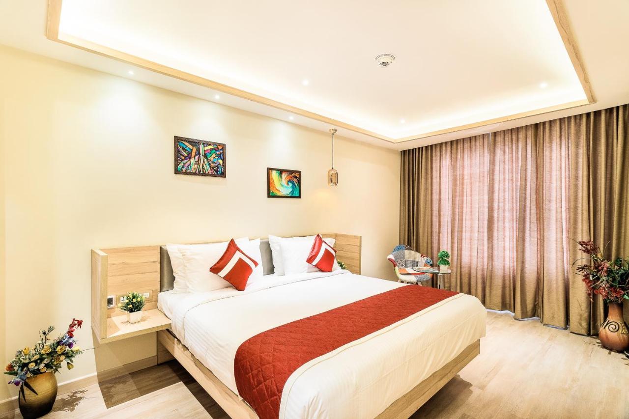 העיר בנגלור Hotel Jagadish International-Sankey Road מראה חיצוני תמונה