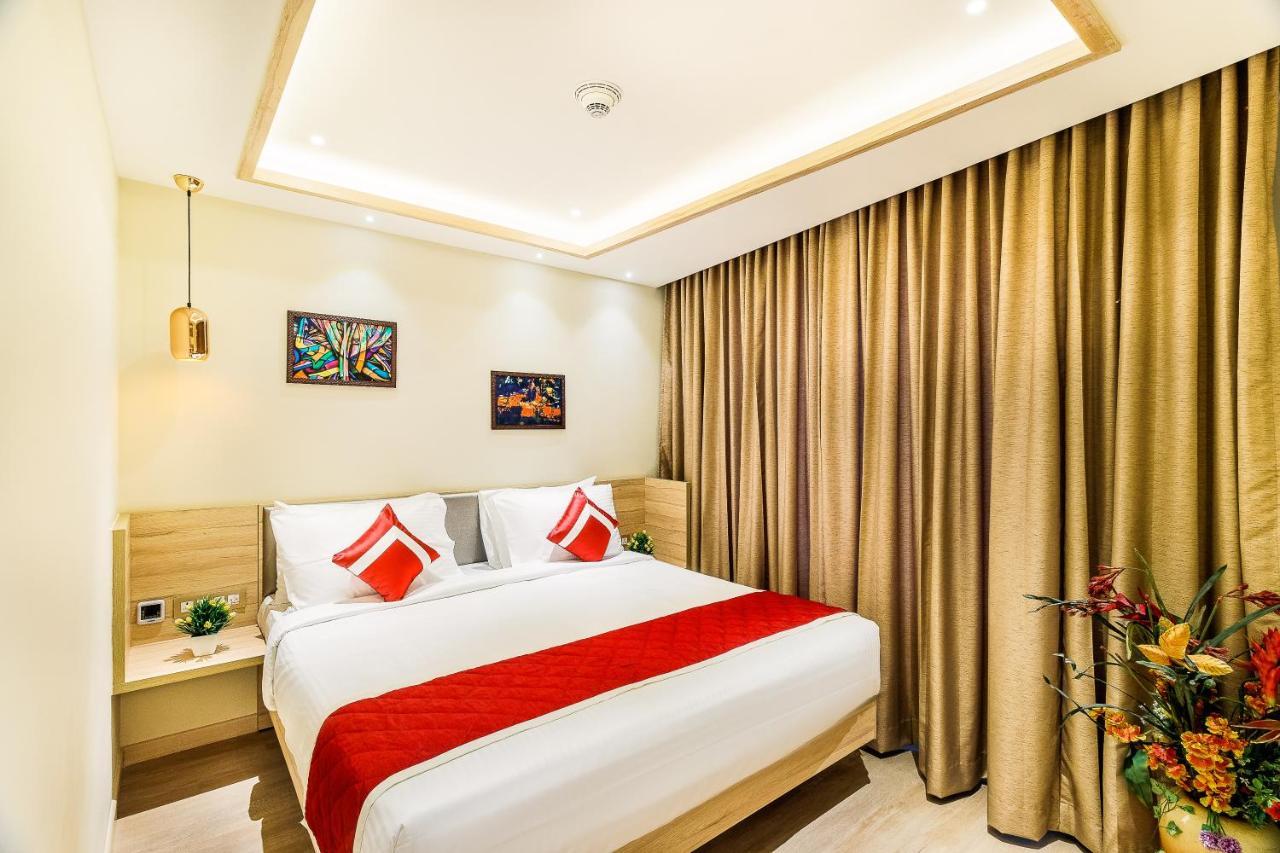 העיר בנגלור Hotel Jagadish International-Sankey Road מראה חיצוני תמונה
