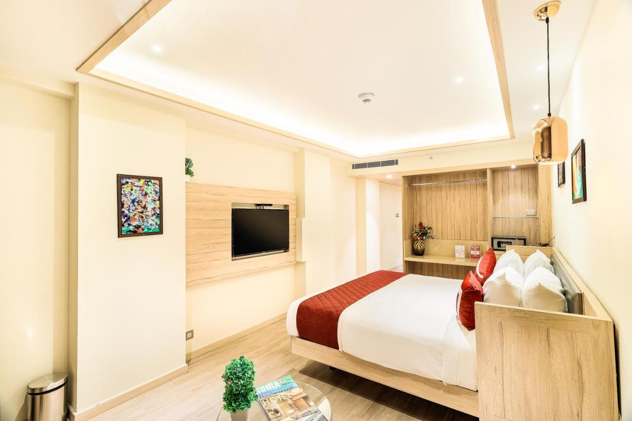 העיר בנגלור Hotel Jagadish International-Sankey Road מראה חיצוני תמונה