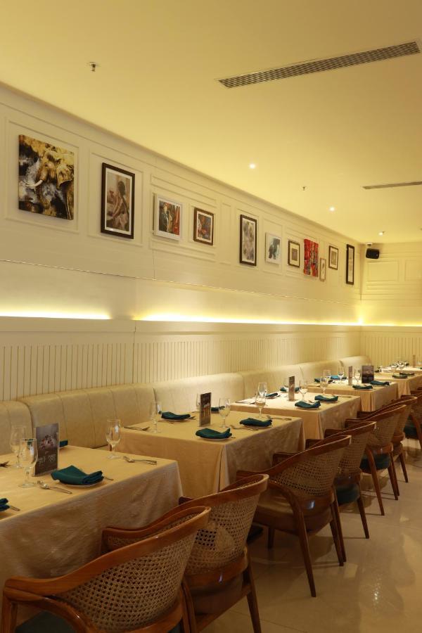 העיר בנגלור Hotel Jagadish International-Sankey Road מראה חיצוני תמונה